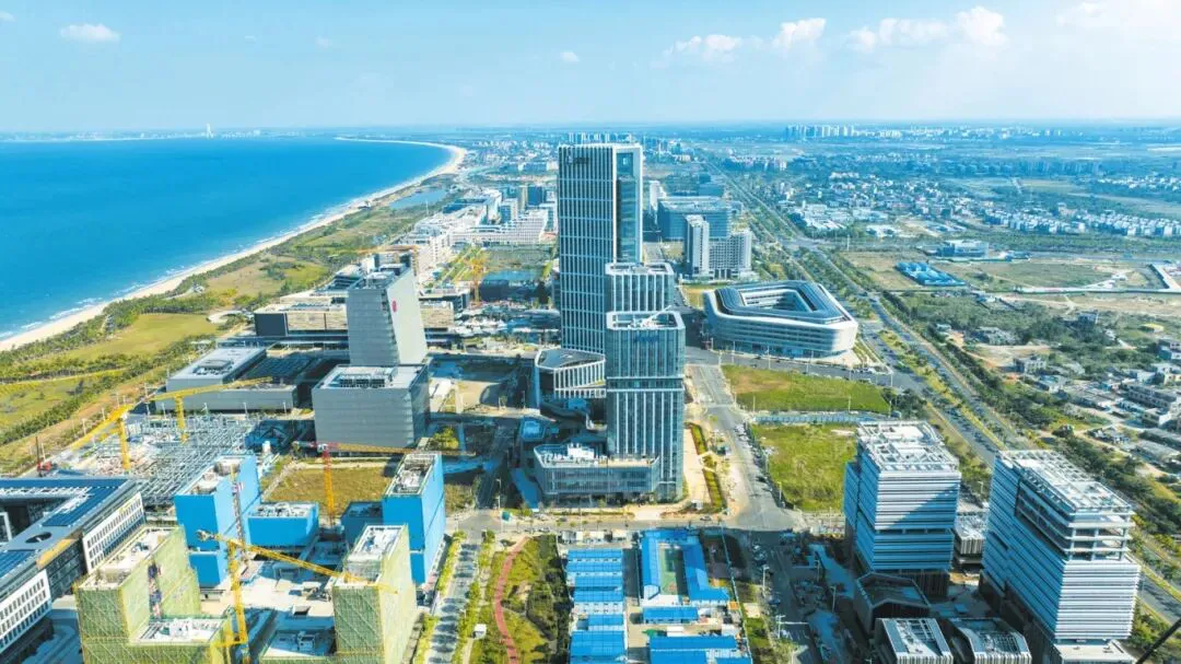 海口江東新區企業活力旺盛：2025年完成簽約投資額284億元