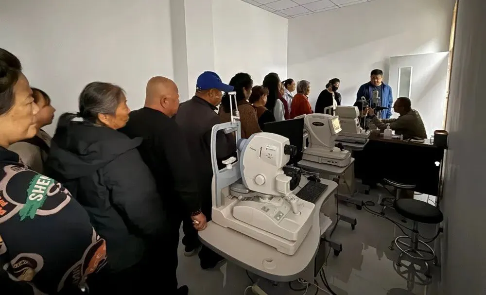 光明「零距離」健康暖民心——黑龍江饒河縣人民醫院為民辦實事破題「看病難看病貴」紀實