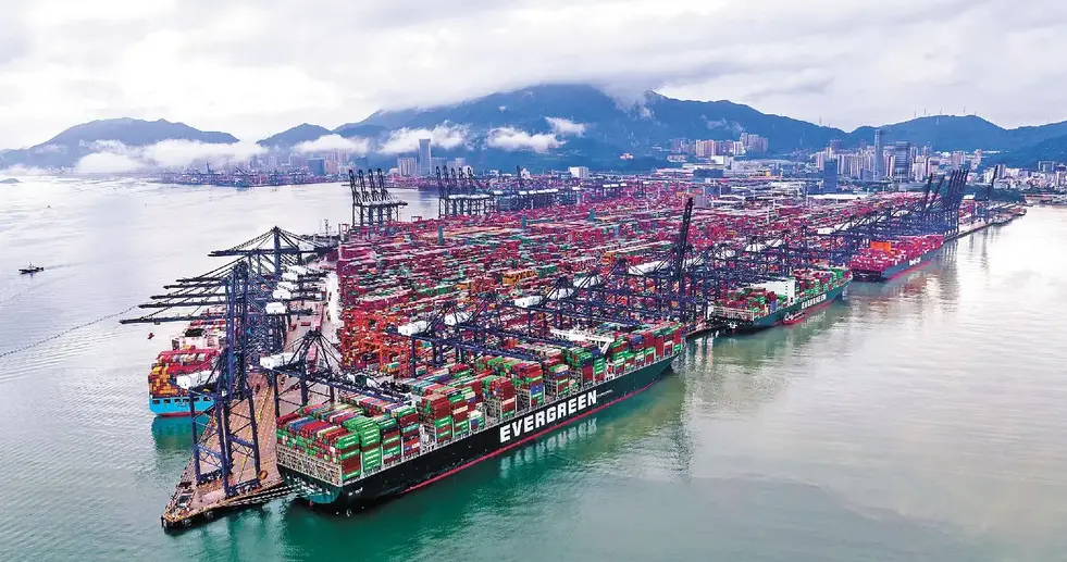 中國2025年外貿進出口達45.47萬億元 增長3.8％