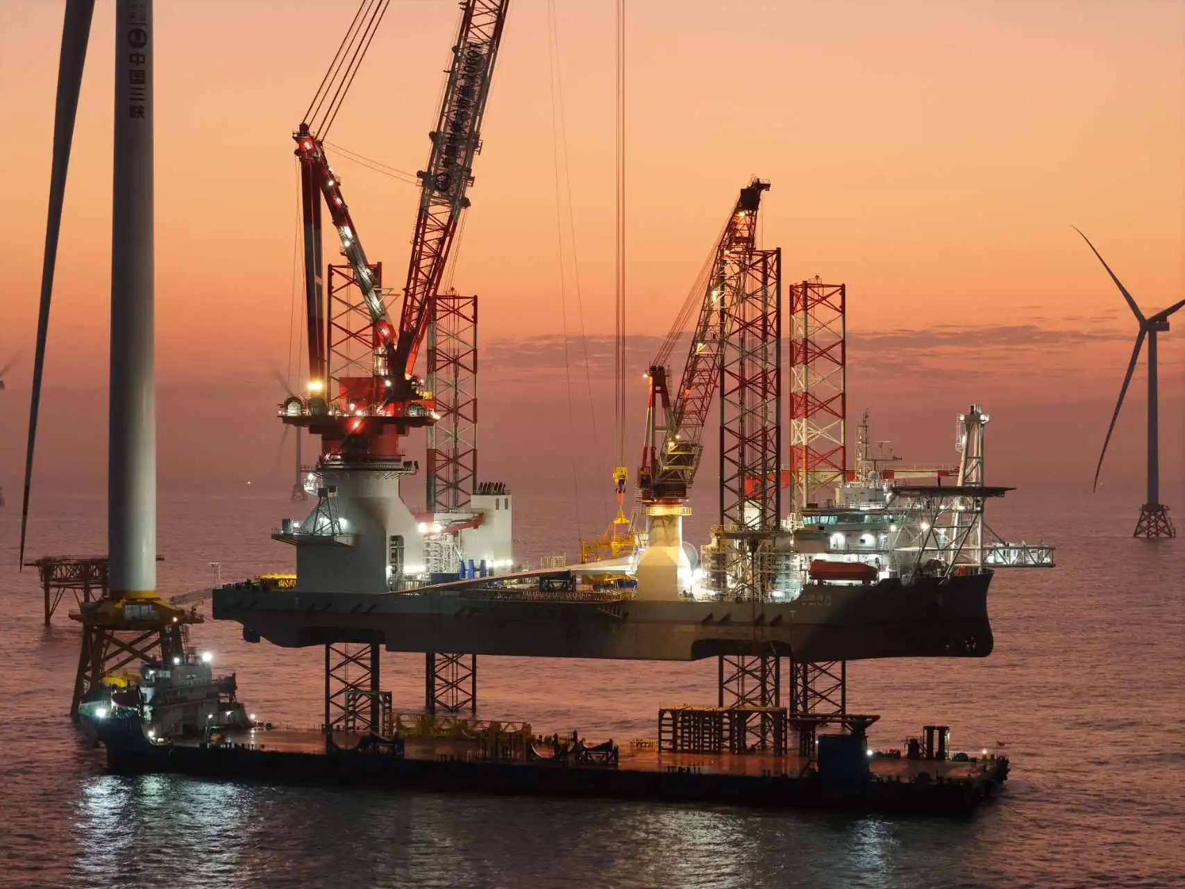 中鐵大橋局成功完成全球首台20兆瓦海上風機吊裝