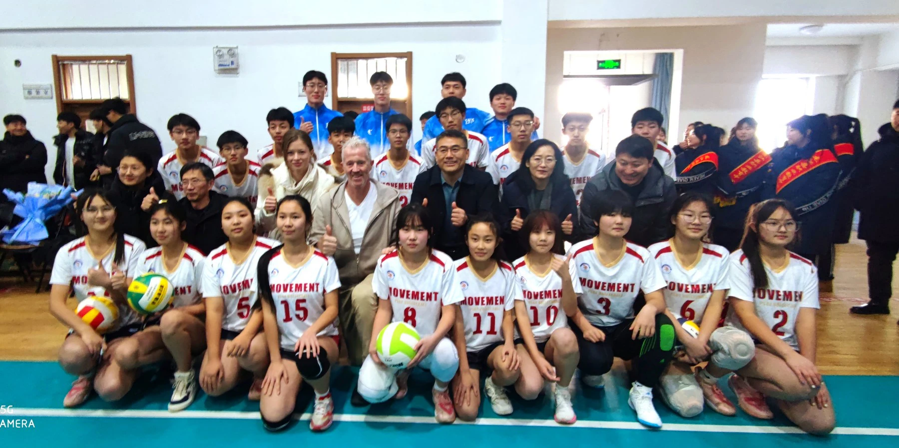 中國男排主教練海寧赴黑龍江省龍江縣挖掘「排球新苗」