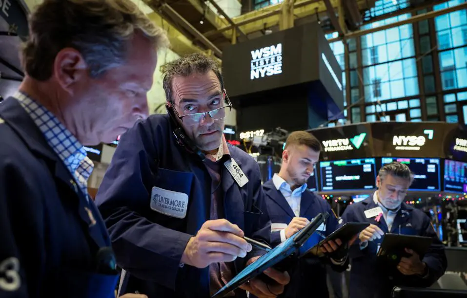 美國股市三大股指下跌  攜程跌超17%