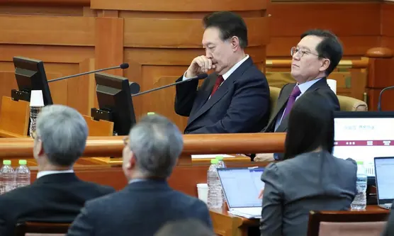 韓國前總統尹錫悅被判處有期徒刑5年 還涉多個案件待宣判