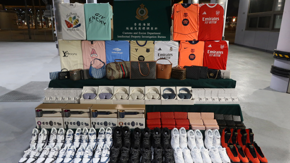 三地海關聯手打擊跨境轉運冒牌貨物活動 