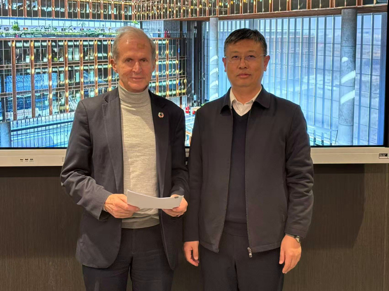 亞歐水資源研究和利用中心同亞洲基礎設施投資銀行達成初步合作意向