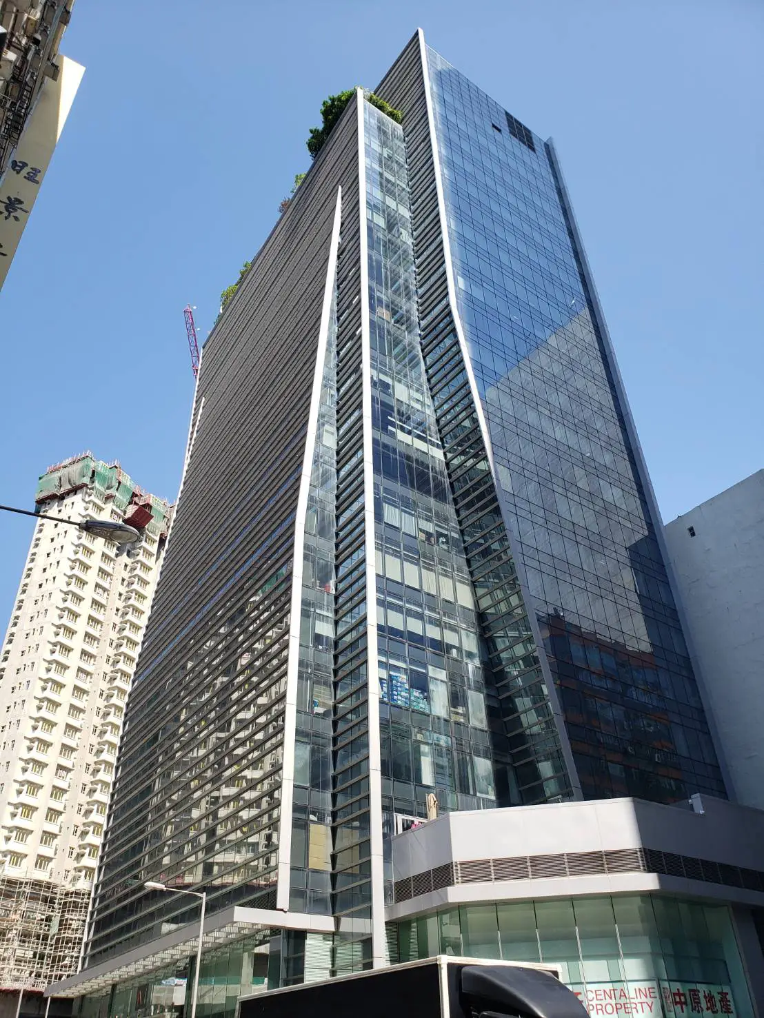 新蒲崗勤達中心頂層兩相連全層招租 意向月租約42萬元呎租僅22元起