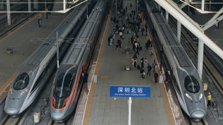 受寒潮影響 深圳部分列車停運及晚點