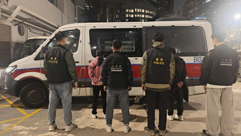 警方聯同入境處打擊張學友演唱會黃牛 拘捕2名內地男女