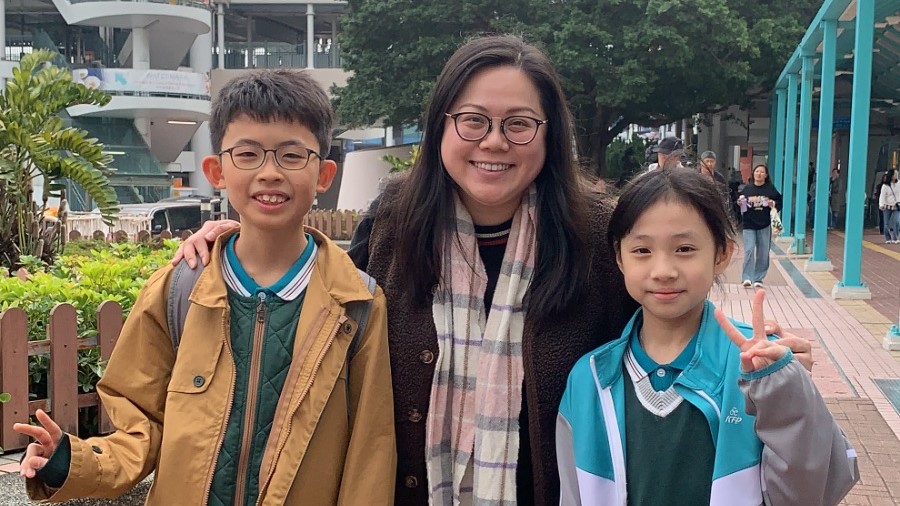 有片丨今早氣溫11度 市民加衣不覺冷