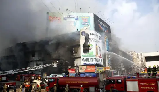 巴基斯坦卡拉奇購物中心火災已致28人死亡