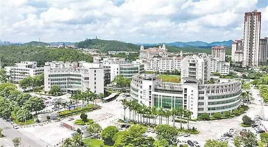 台山市中醫院掛牌三甲中醫院  惠及更多本土群眾與海外僑胞