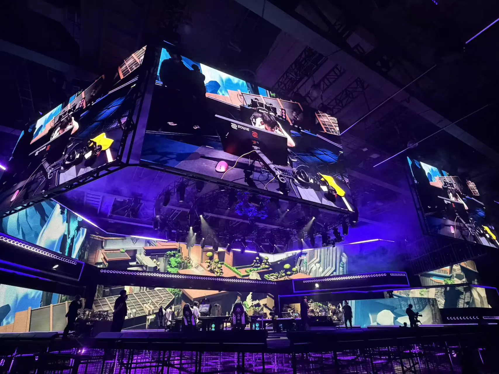 無畏巡迴廣州站盛大啟幕  穗上演為期三周城市電競嘉年華盛宴