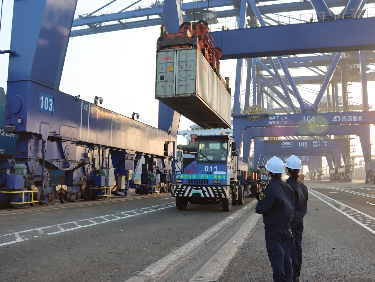 海南「洋浦-東營」內外貿同船航線開通