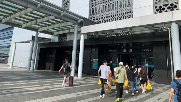 港珠澳大橋推生日免費遊