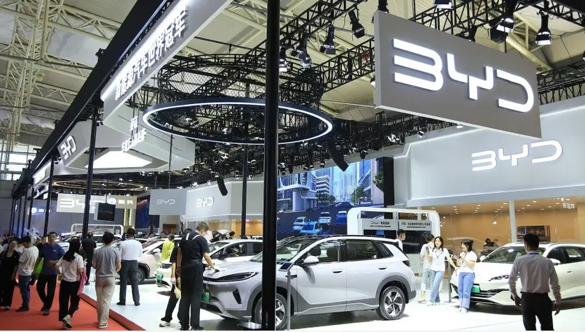 比亞迪傳今年海外銷售目標130萬輛 按年增逾兩成