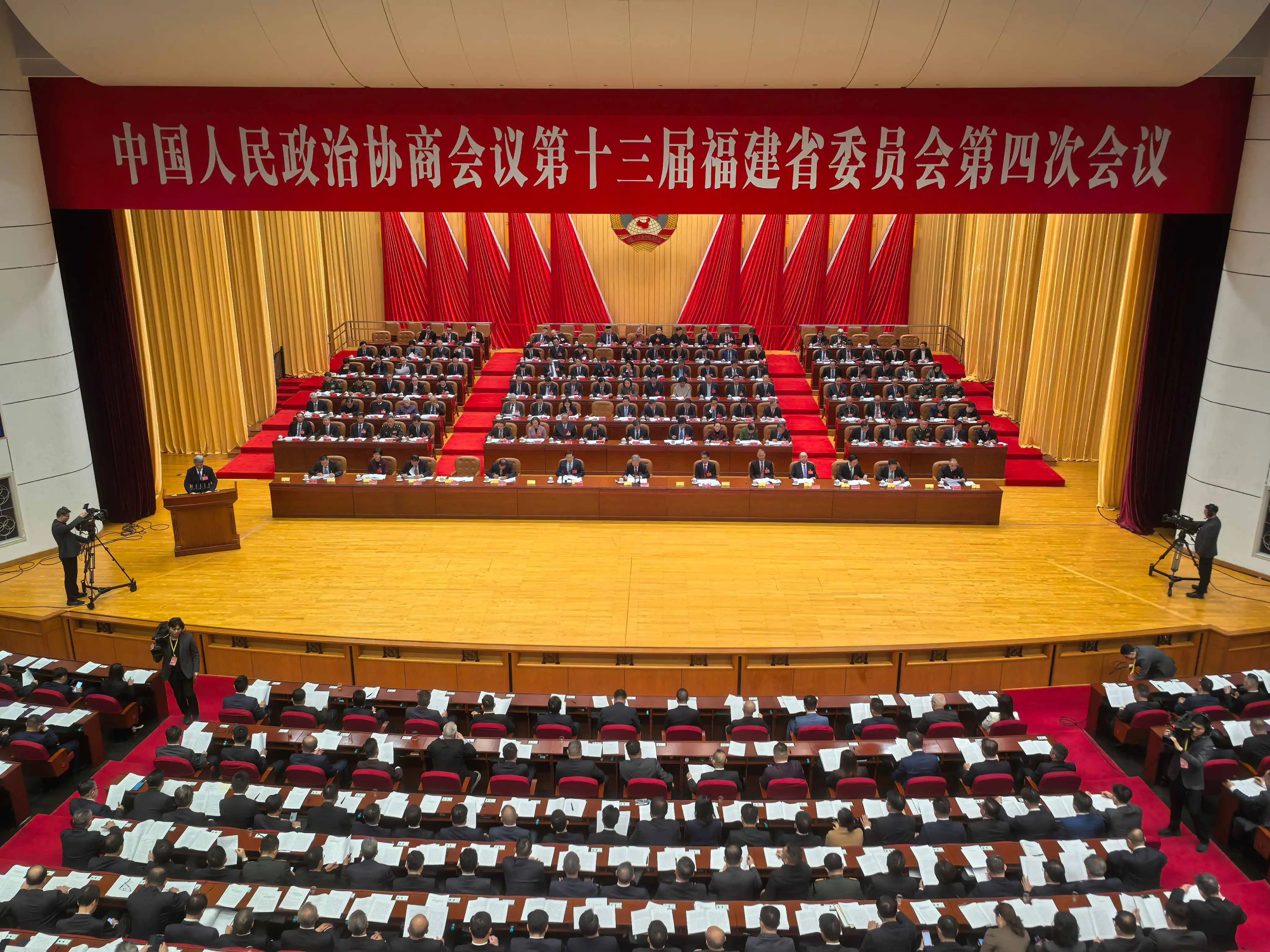 凝心聚氣襄大業 港澳僑台同築夢 福建省政協2025年履職答卷書寫融合發展新篇章