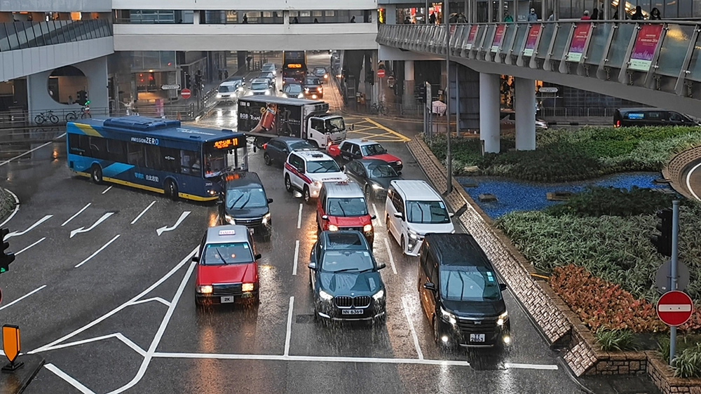 政府建議商用車司機體檢門檻擬降至65歲 爭取今年第二季落實「一年一檢」