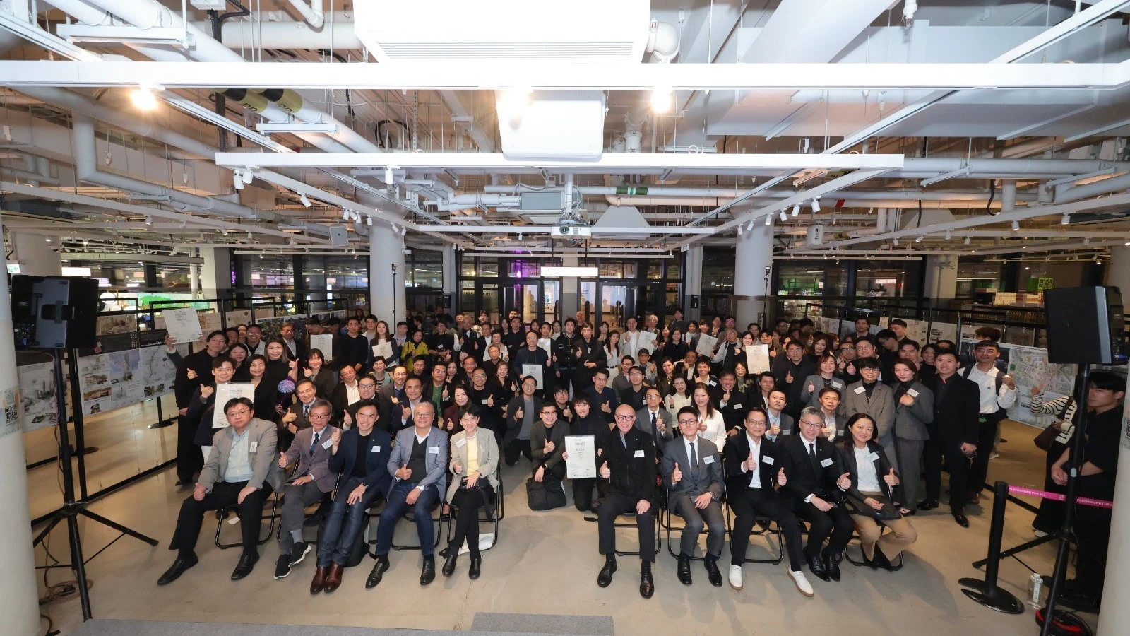 「城市更新創意設計比賽—油麻地及旺角地區研究」頒獎禮昨晚舉行