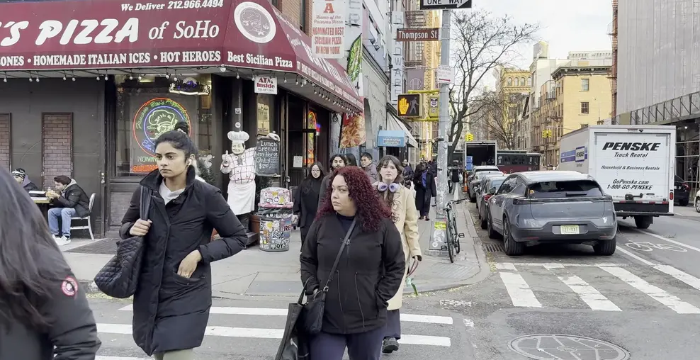 美聯儲維持利率不變 不再強調就業下行風險