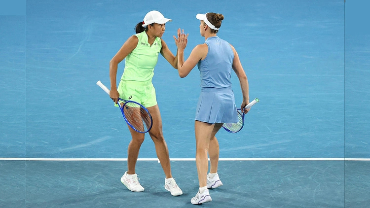 劍指冠軍！張帥組合成功晉級澳網2026女雙決賽