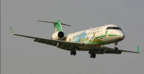 特朗普威脅對加拿大造飛機徵收50%關稅 