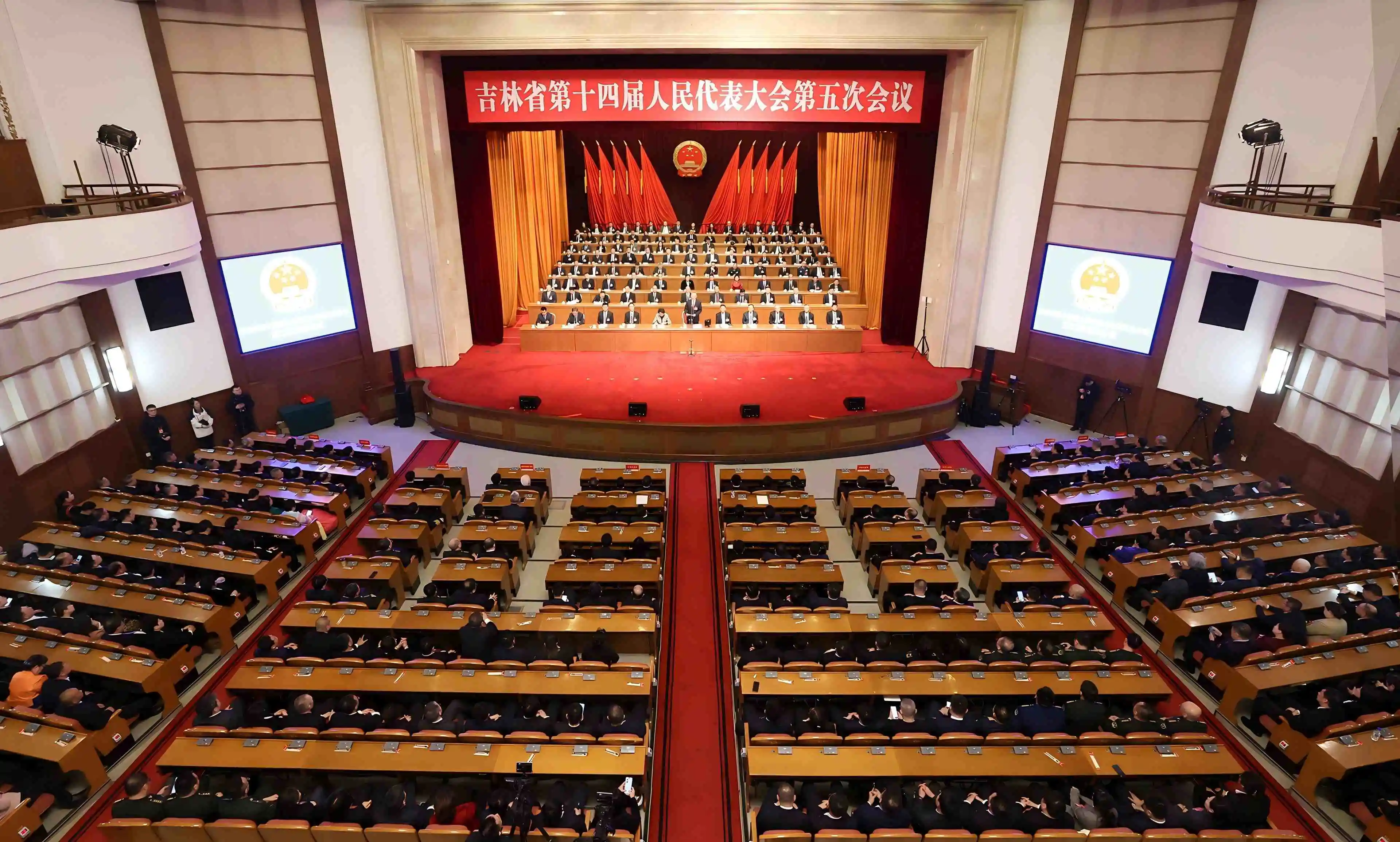 【吉林兩會】吉林省十四屆人大五次會議圓滿收官 凝心聚力繪就「十五五」振興新藍圖