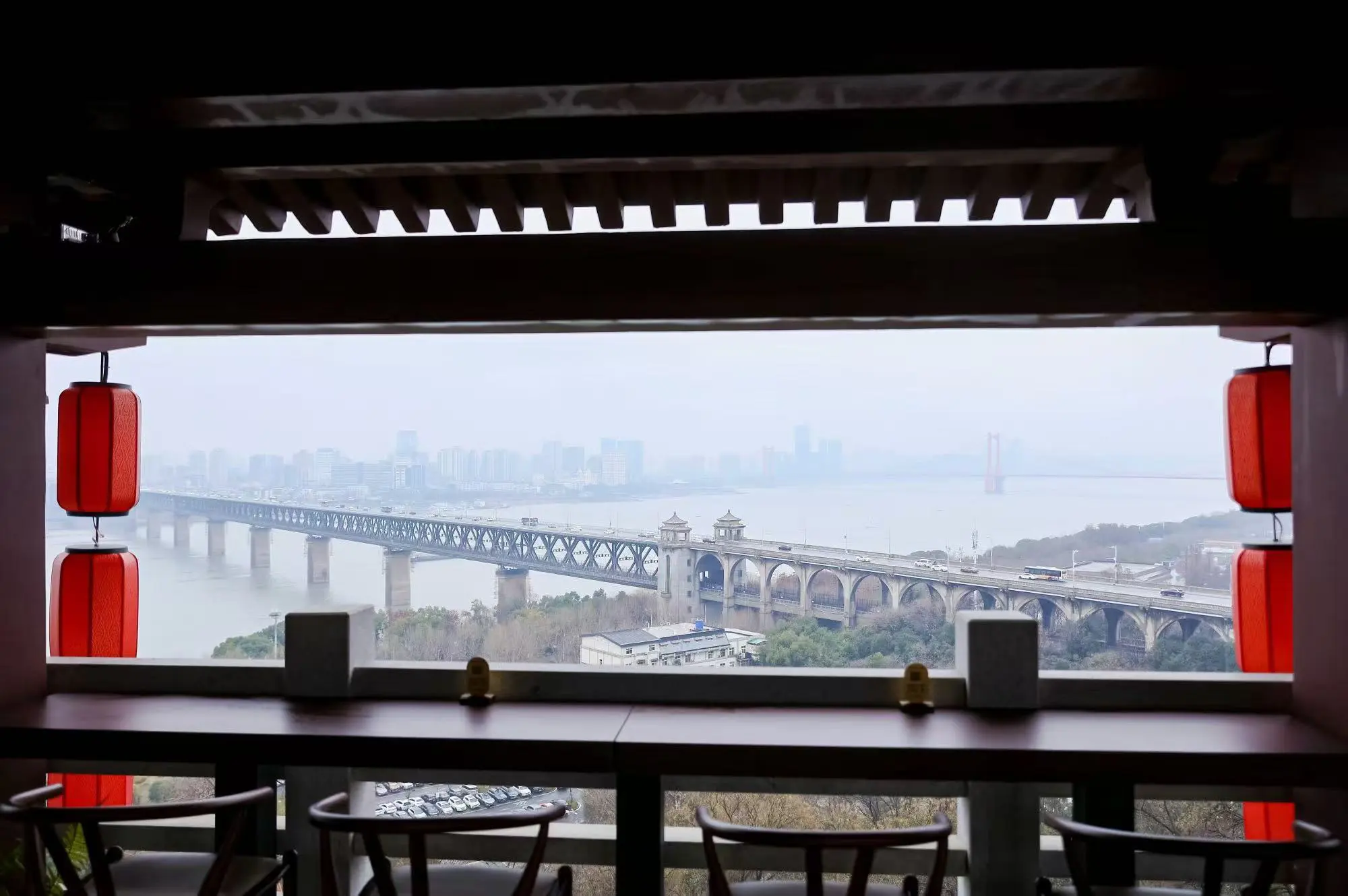 武漢發佈最新游線：百年輪渡串聯龜蛇兩山