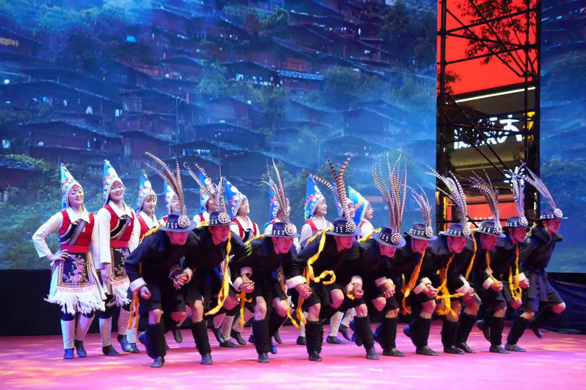 「非遺過大年」點亮春城夜經濟  雲南網絡直播記錄都市文化消費新熱潮