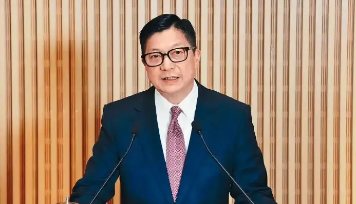 鄧炳強：佩戴安全帶在交通意外中可「保命」