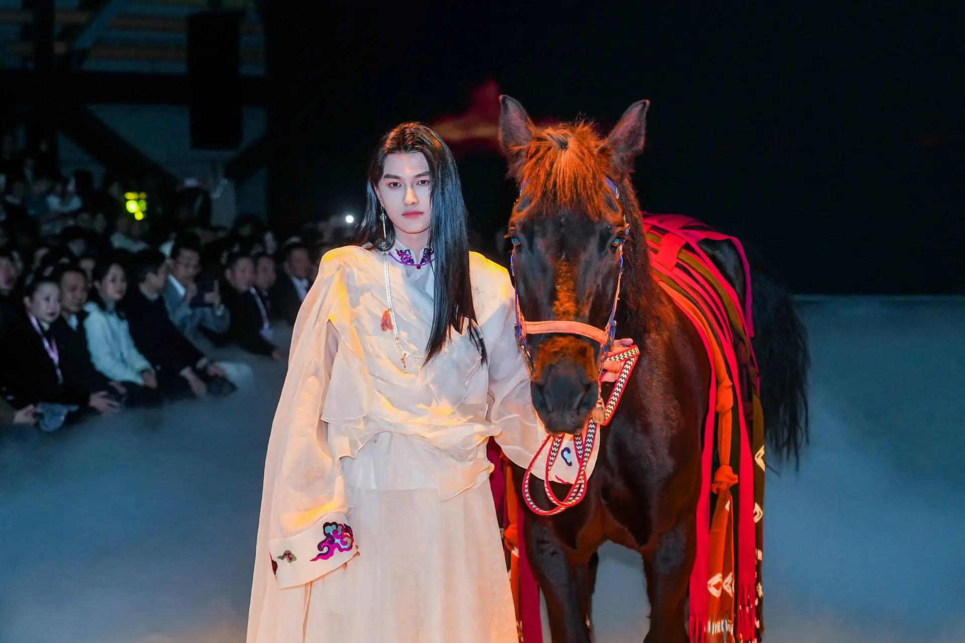 湖南「株洲秀」璀璨啟幕：蘆淞服飾的蝶變與遠征