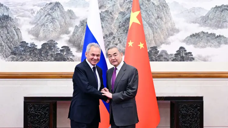 王毅同俄羅斯聯邦安全會議秘書紹伊古進行戰略溝通