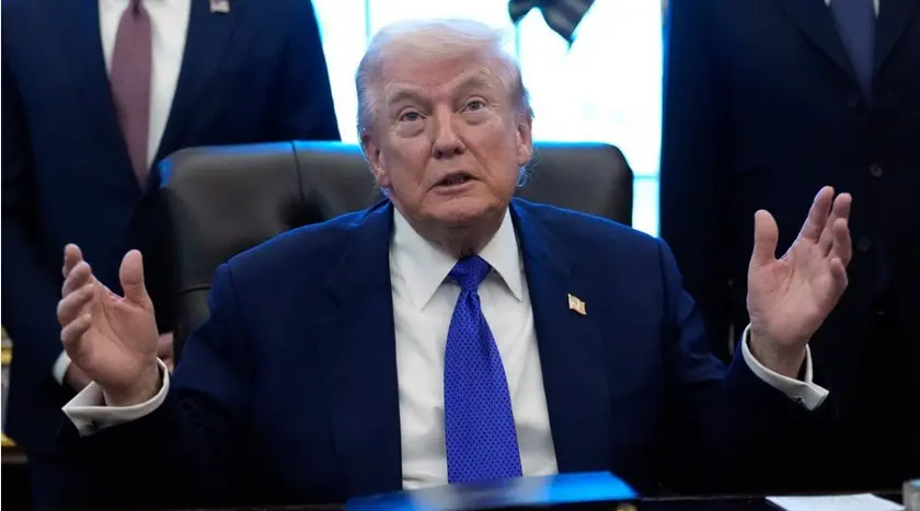 特朗普擬建120億美元礦產儲備 降低對華稀土依賴