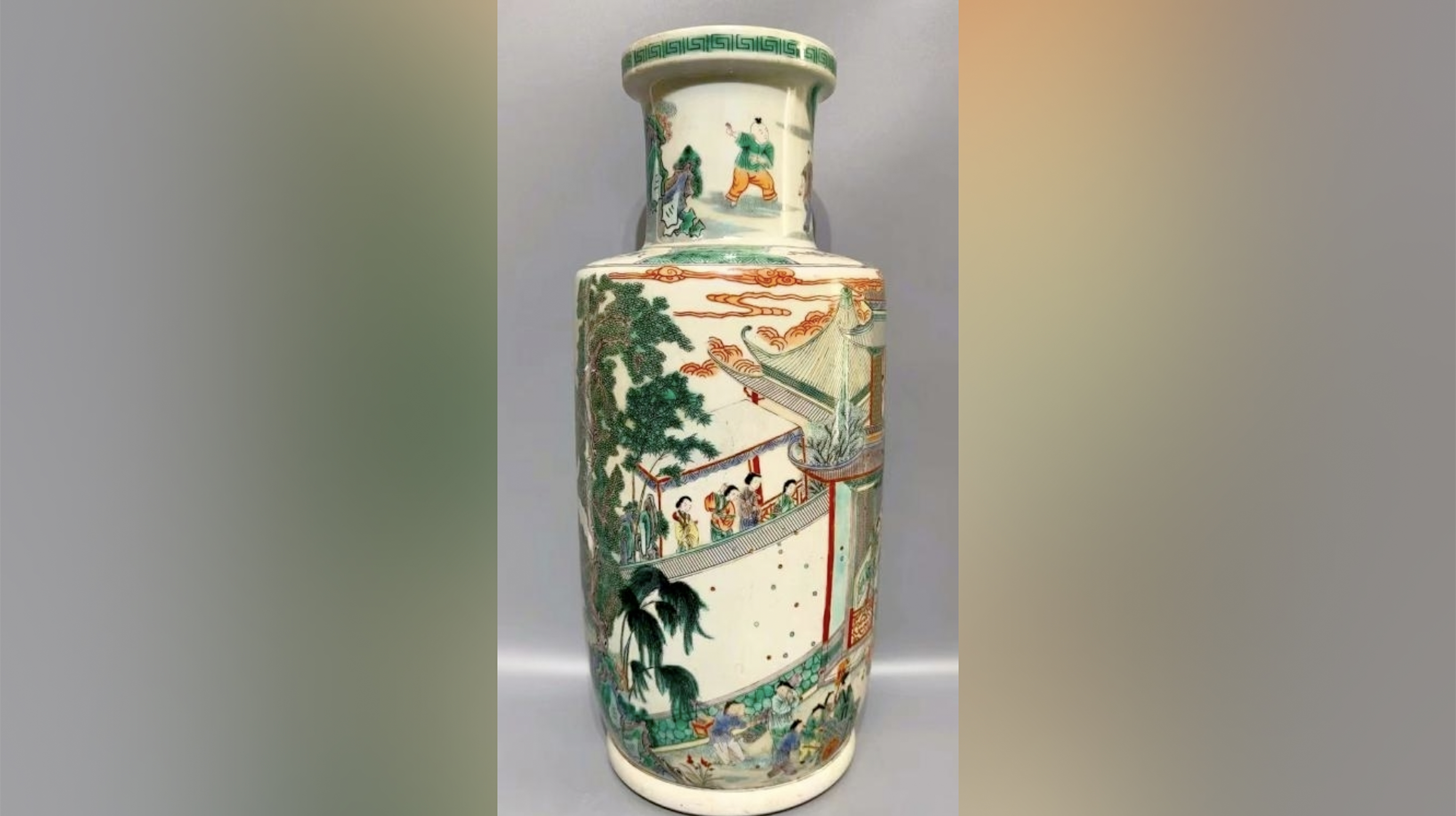 萬妝狂舞盡忘憂，歡娛交響意未休——康熙官窯五彩界畫人物《擲果盈車》寶字瓶析論