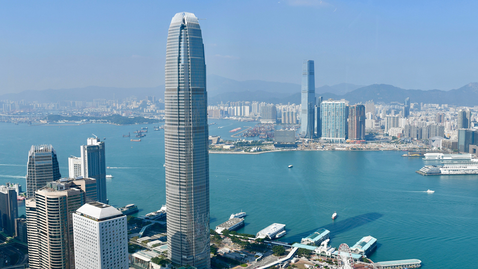 美國商會調查：92%美企無意遷走香港總部