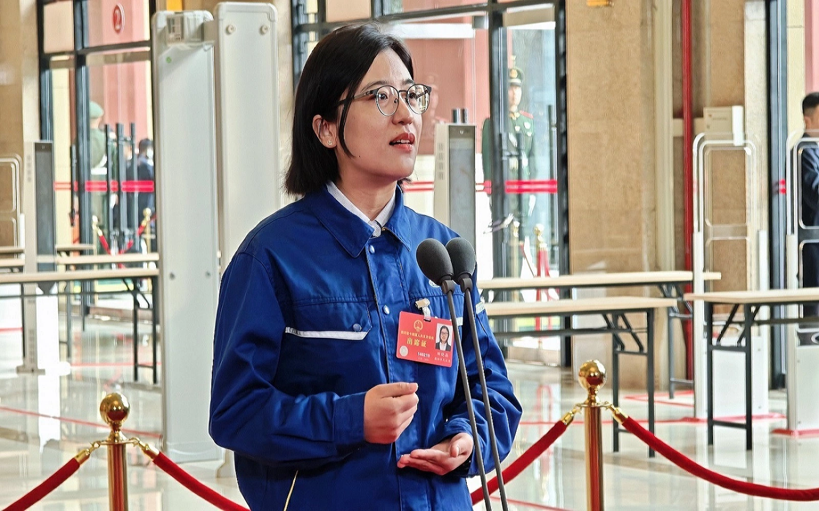 【四川兩會】德陽女工程師走上「代表通道」 講述「爭氣機」誕生記