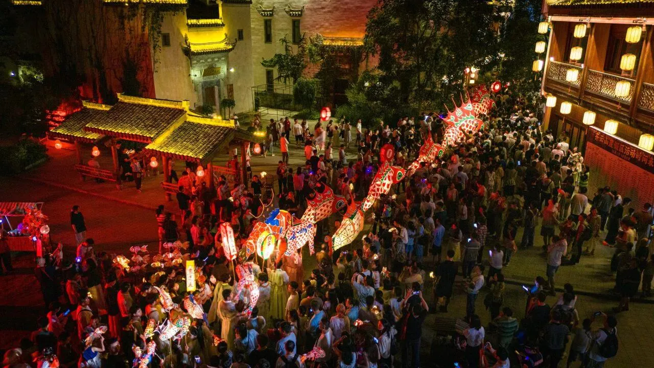 皖休寧齊雲山度假區：百場活動解鎖「福祿」逍遙年