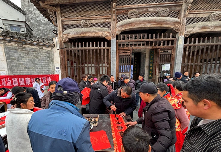 皖黟縣西遞鎮：「中國楹聯第一村」 墨香席捲年味盎然