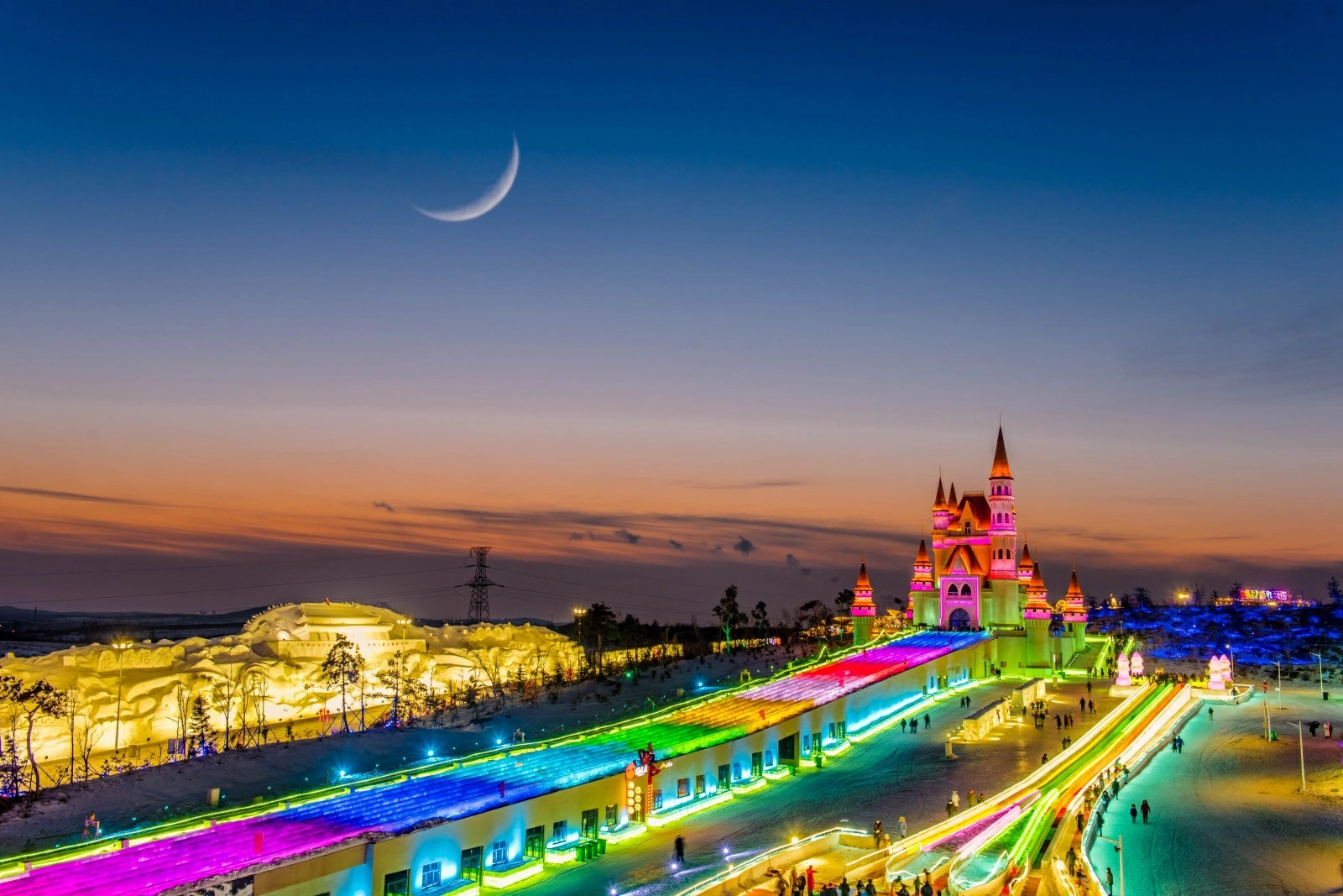 2025冬季文旅最燃集結令響徹粵港澳大灣區——學滑雪到長春！