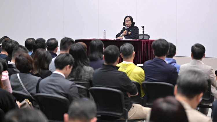 民政及青年事務局舉行今年首次區議員培訓班