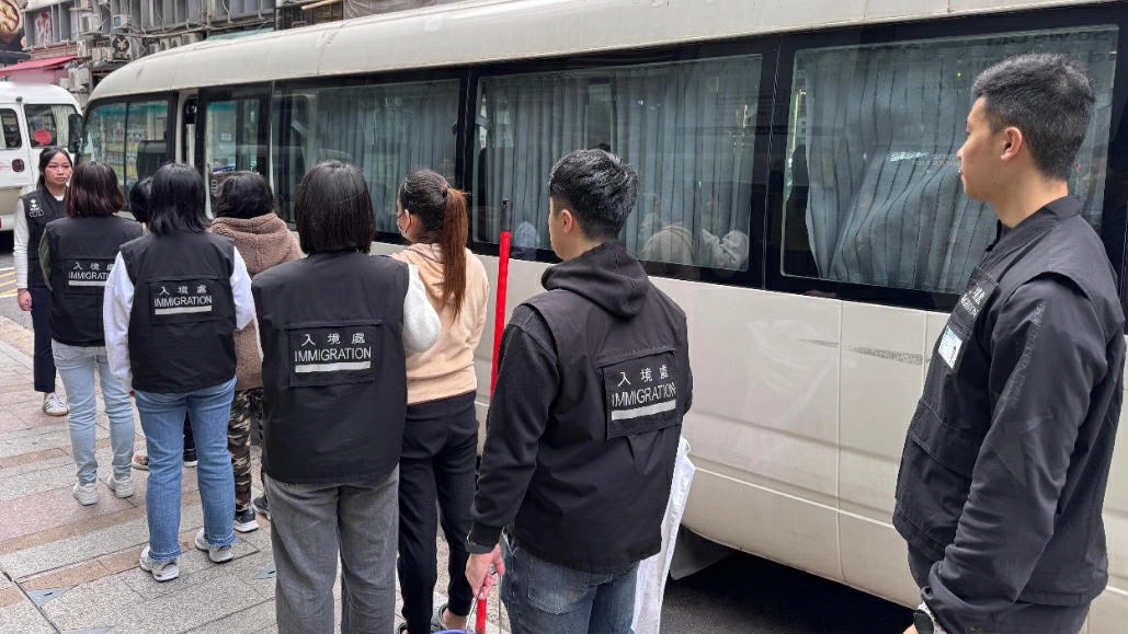 入境處全港多區打擊非法勞工 拘捕56人
