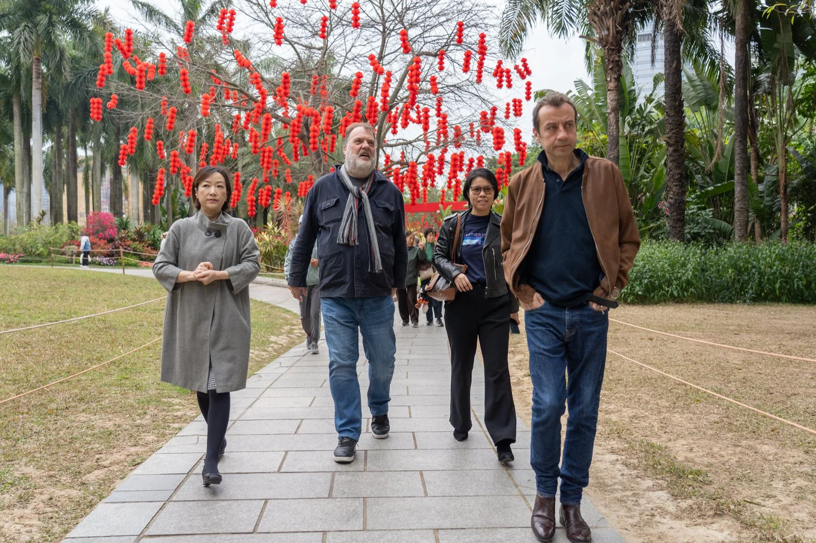 有片/「韋爾比耶音樂節·深圳」藝術家親民互動 蓮花山成跨文化舞台