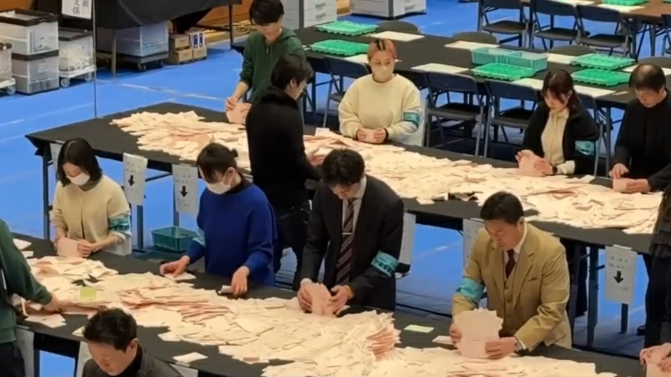 自民黨-日本維新會執政聯盟獲日本眾議院過半數議席