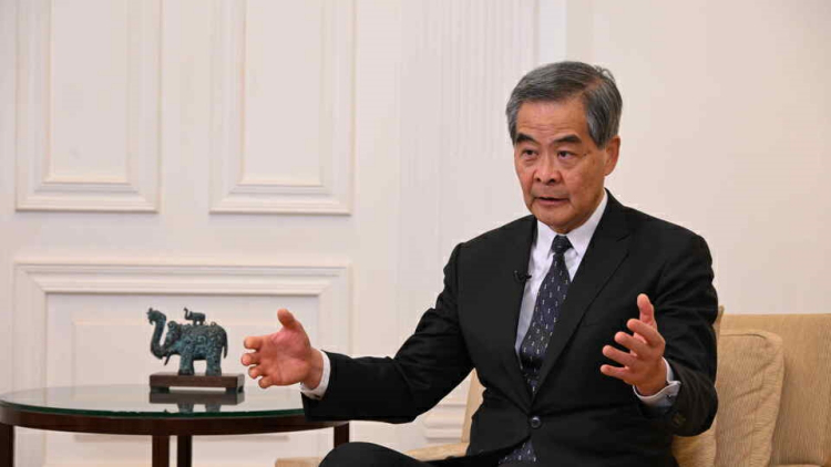 梁振英：港具文化語言優勢 應加強民間層面國際交流