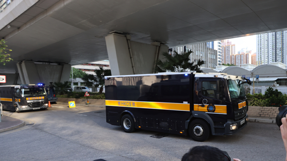 黎智英案｜英方為黎智英「喊冤叫屈」 中國駐英使館：停止包庇罪犯