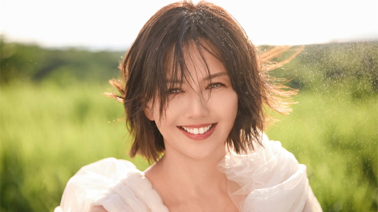 「保誠保險呈獻 孫燕姿《就在日落以後》巡迴演唱會-香港」　2月11日全面公開售票