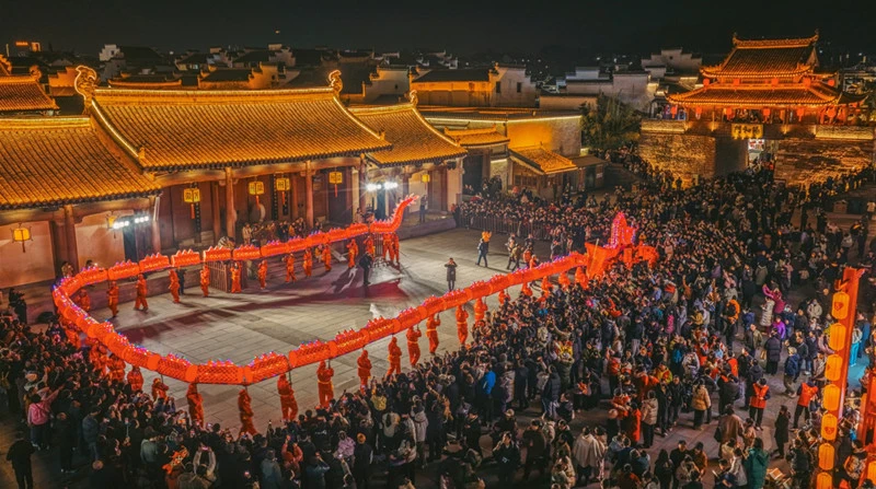 黃山歙縣：多彩非遺增色古城年俗畫卷