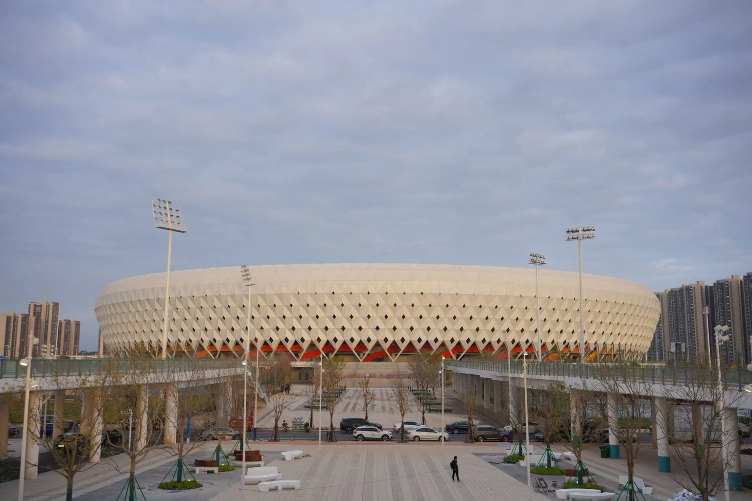 雙地標燃動一座城  茂名以省運為契機推進高質量發展