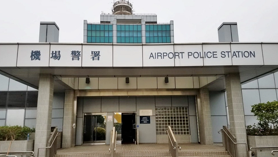 警方機場拘3男女 涉盜竊及藏胡椒噴霧