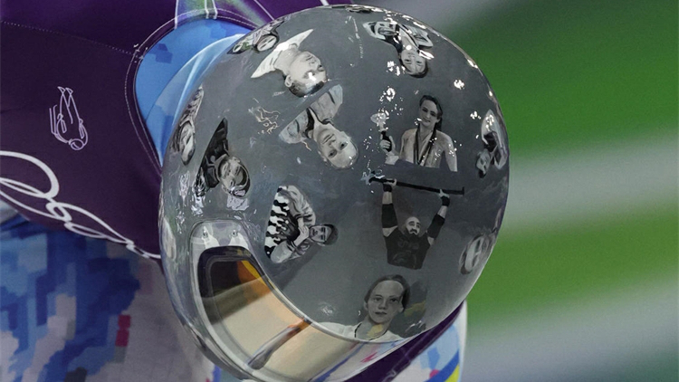 米蘭冬奧 | 堅持戴俄烏衝突中遇難運動員照片頭盔參賽 烏克蘭選手遭取消比賽資格