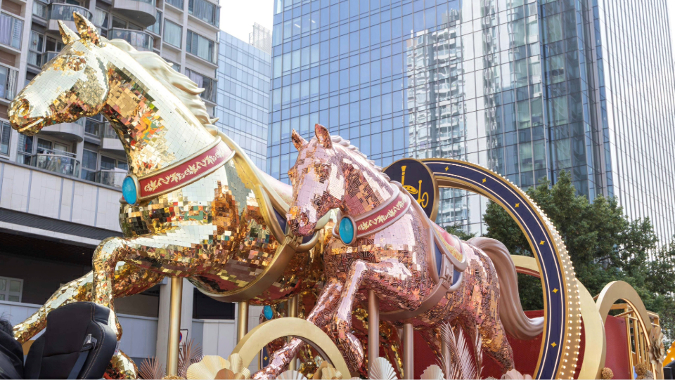 ​馬會與市民同心同步同進 新春匯演打頭陣馳騁精彩馬年